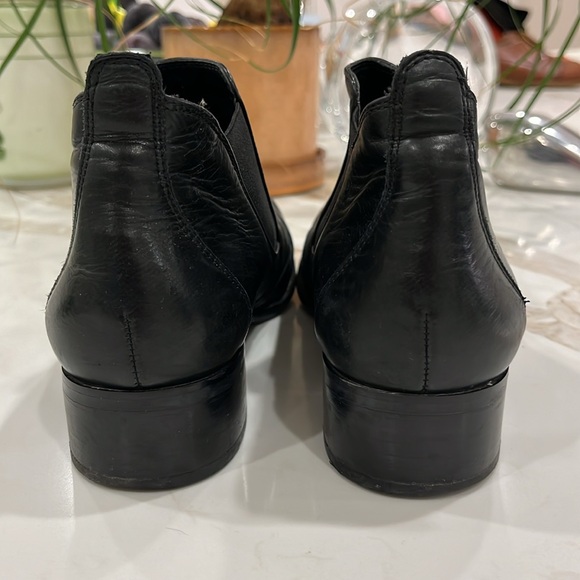 EUC Paul Green black chelsea ankle boots with elastic gusset &toe cap 1.25” heel - Picture 10 of 15